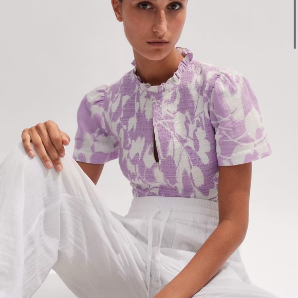 Me+Em Cheesecloth Tulip Print Shirred Zip Top NWT - Picture 2 of 6